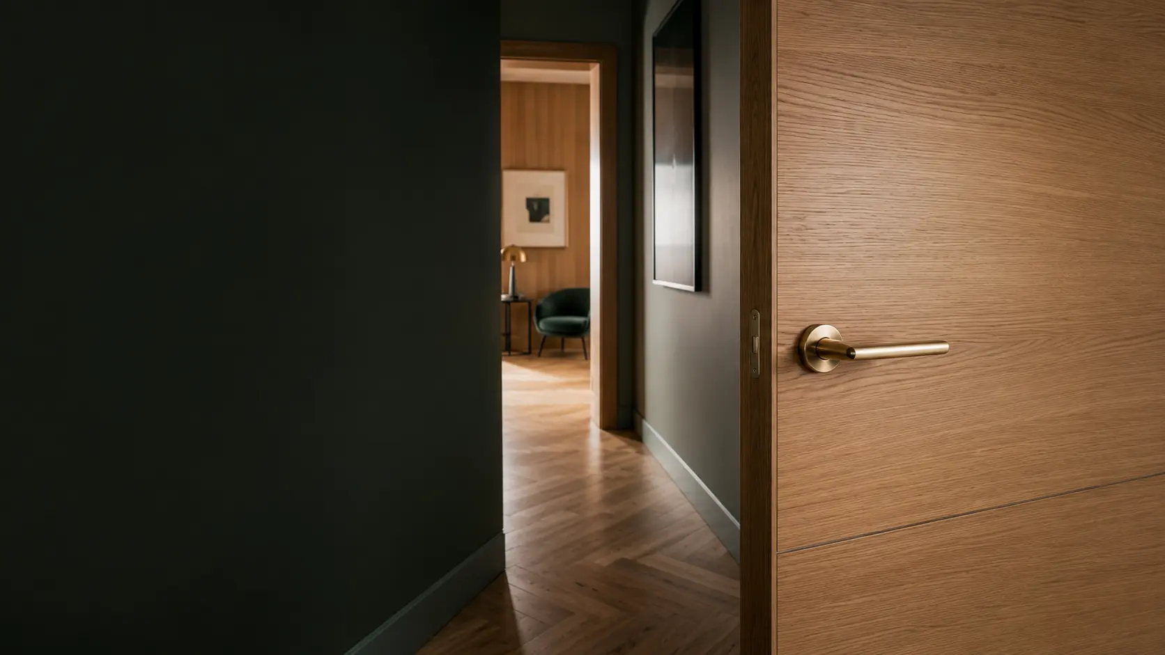 Wnętrze z eleganckimi drzwiami premium