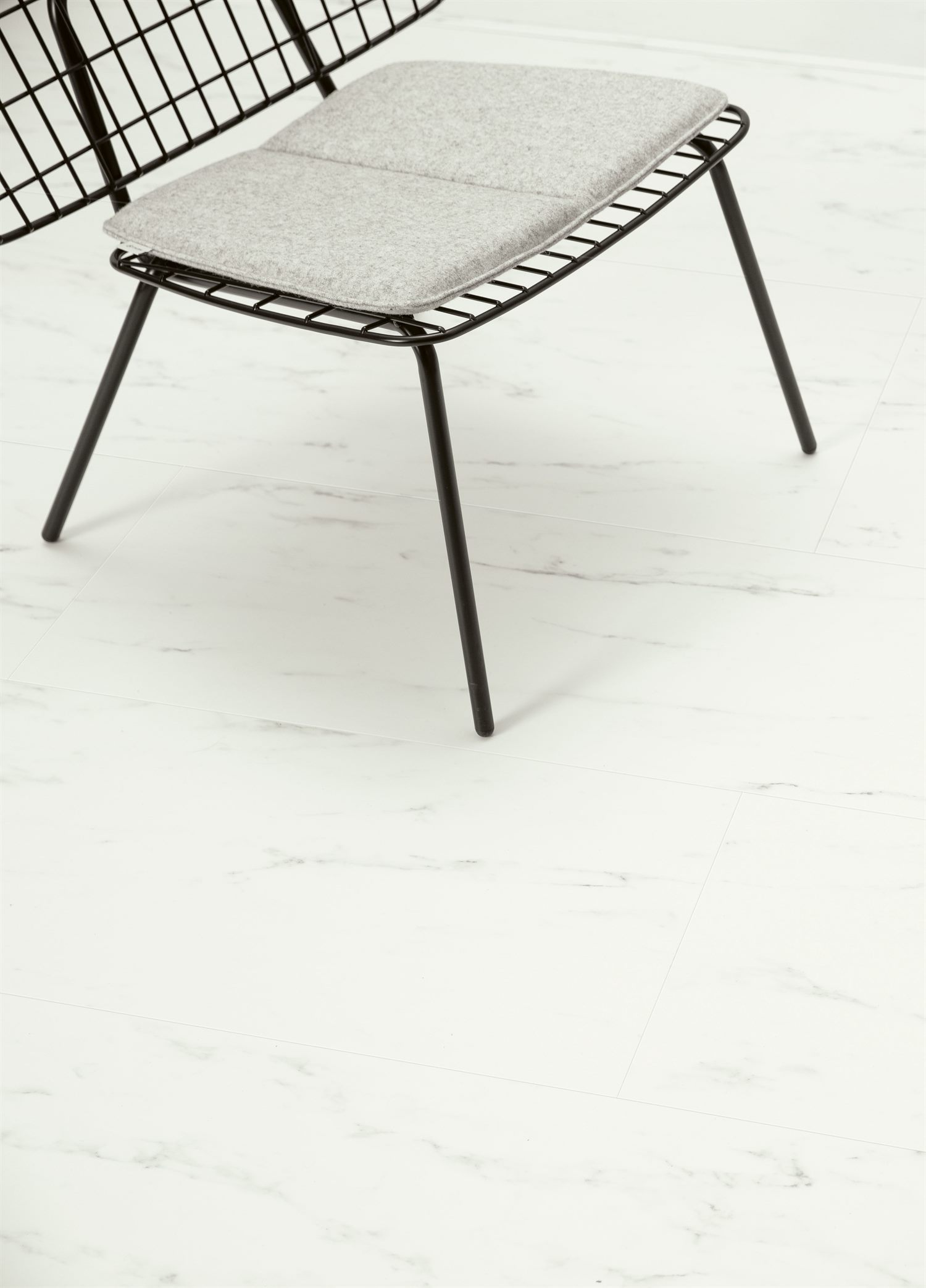 Quick-Step Alpha Vinyl Oro AVSTU40136 Marmur Carrara Biel - zdjęcie 2